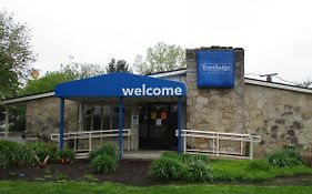 Travelodge By Wyndham Lansing